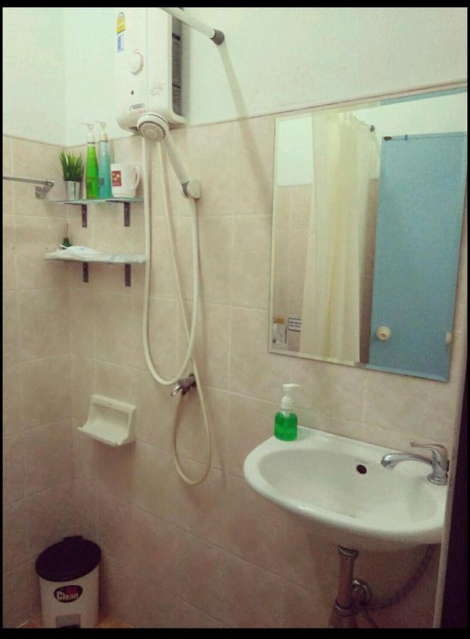 House 1 For 6 Paxs Whole House Not Share Hotell Hat Yai Exteriör bild
